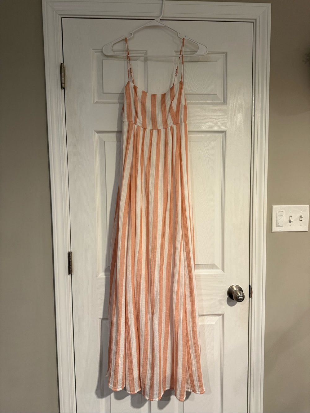 Abercrombie & fitch Striped Peach & White Maxi Dress - Lightweight Summer dress